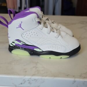 Jordan Kids White and Purple Sneakers